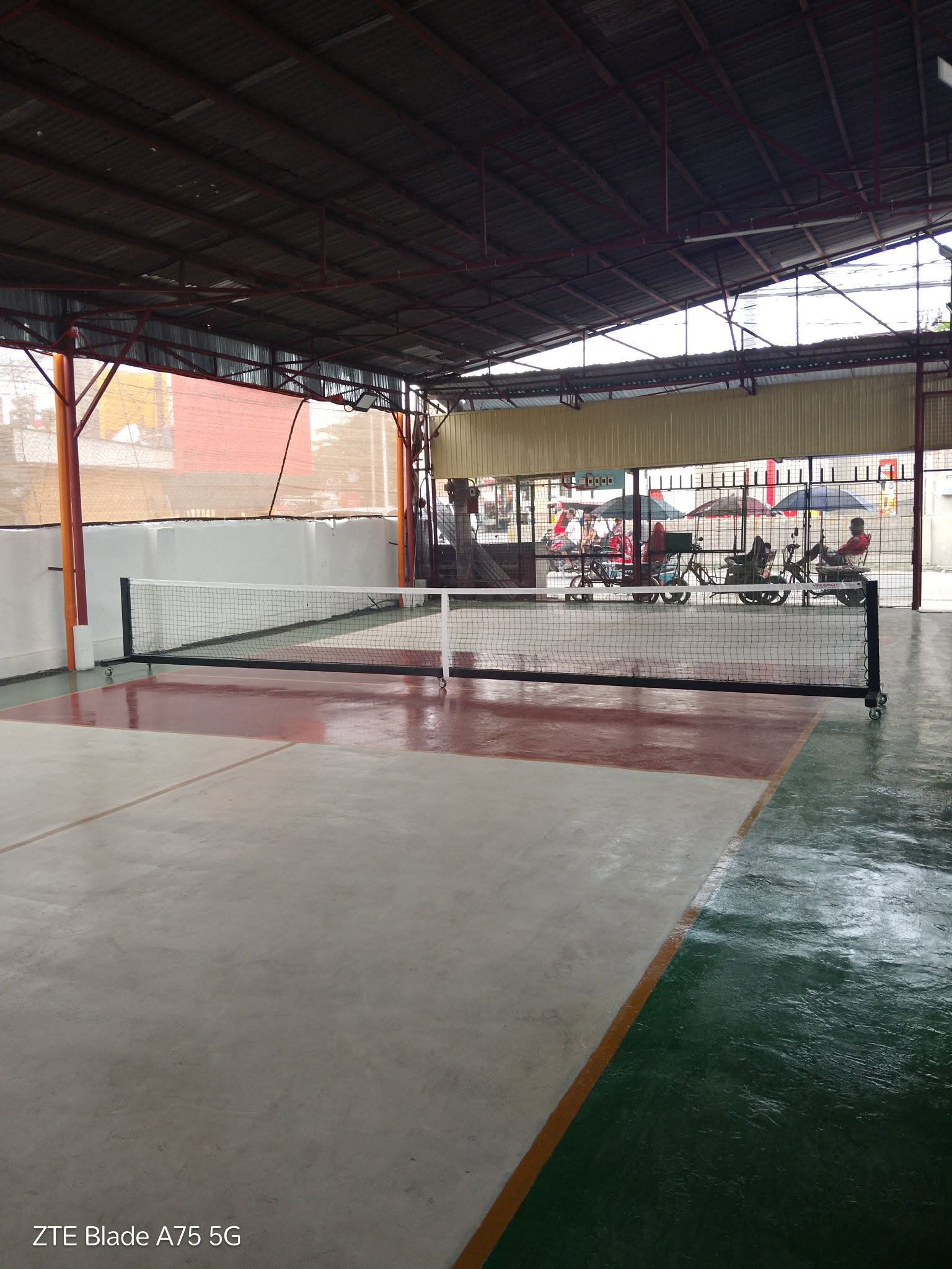 Dinkers Pickleball Hub court photo