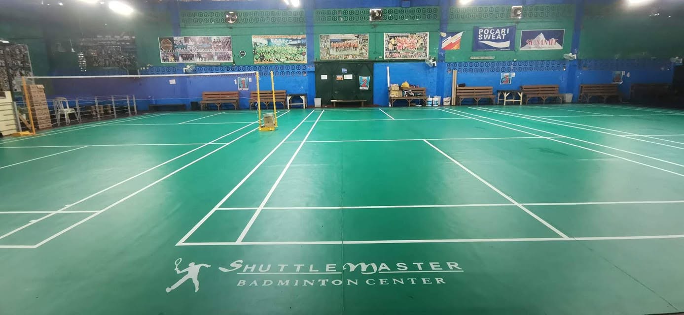 Shuttle Master Badminton Center court photo