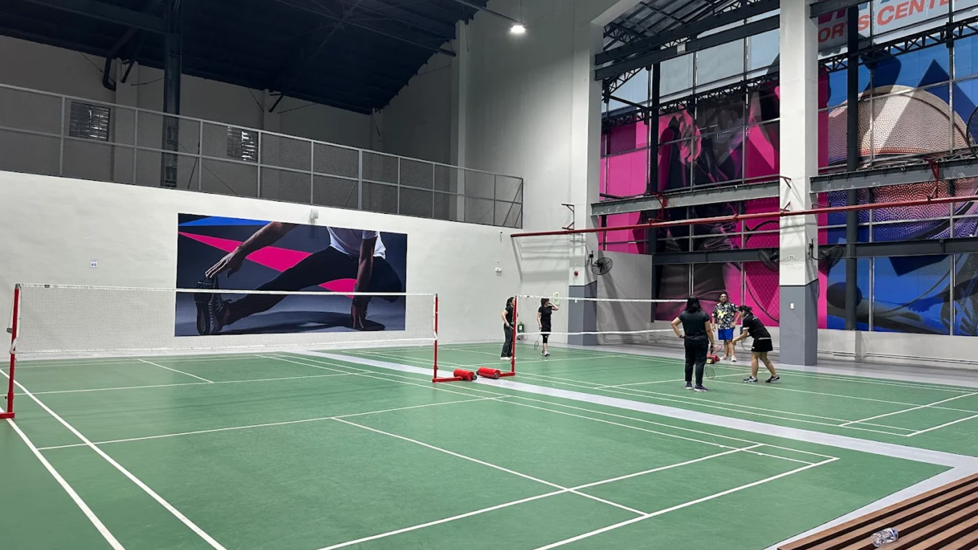 Met Park Sports Center court photo